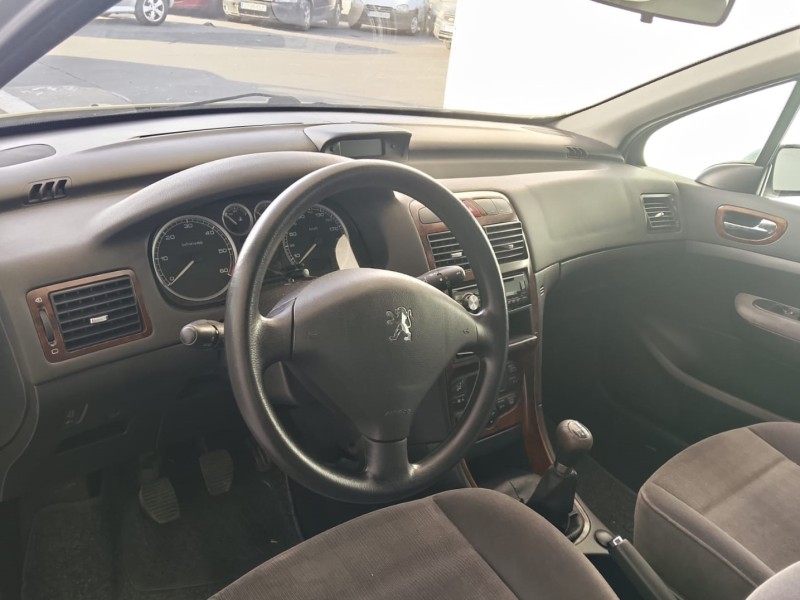 peugeot 307 (3a/c) del año 2001