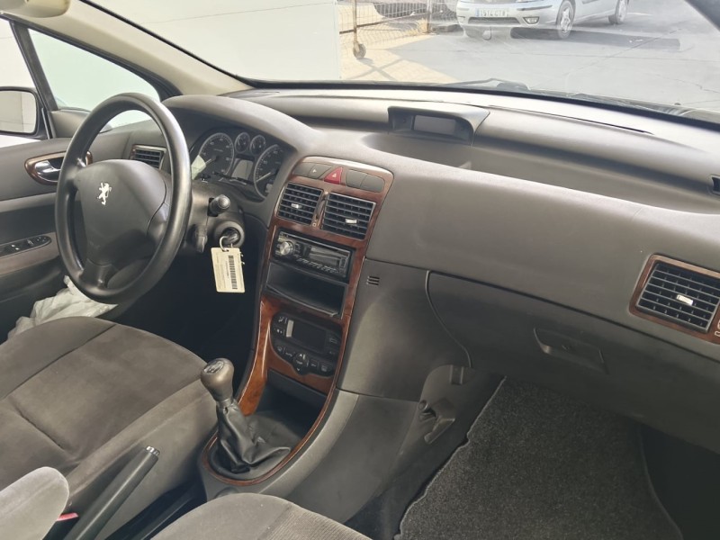peugeot 307 (3a/c) del año 2001
