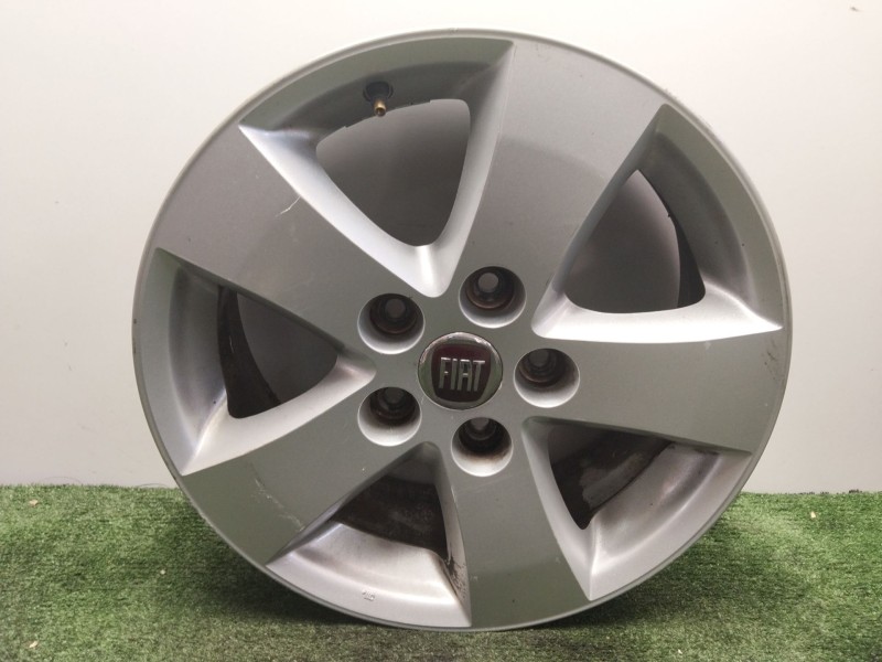 Recambio de llanta para fiat freemont (345_) 2.0 jtd referencia OEM IAM   17´´PULGADAS