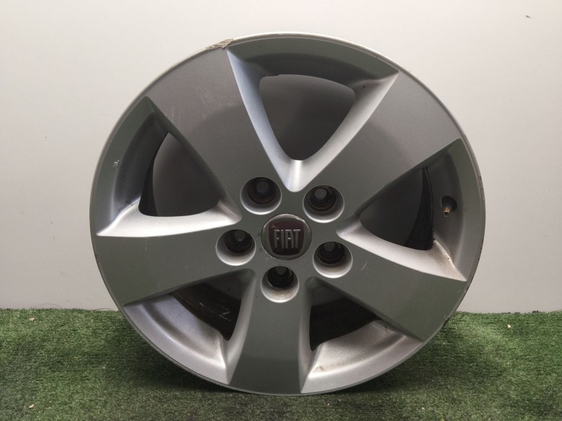 Recambio de llanta para fiat freemont (345_) 2.0 jtd referencia OEM IAM   17´´PULGADAS