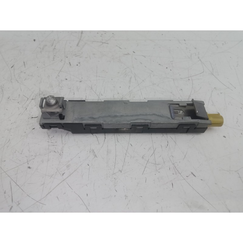 Recambio de antena para seat leon (5f1) 1.6 tdi referencia OEM IAM 5F4035225  