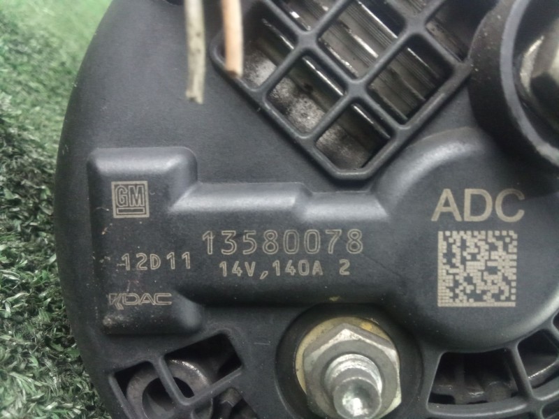 Recambio de alternador para chevrolet cruze (j300) 2.0 cdi referencia OEM IAM 13580078 140AH POLEA.EMBRAGUE (ROTA)