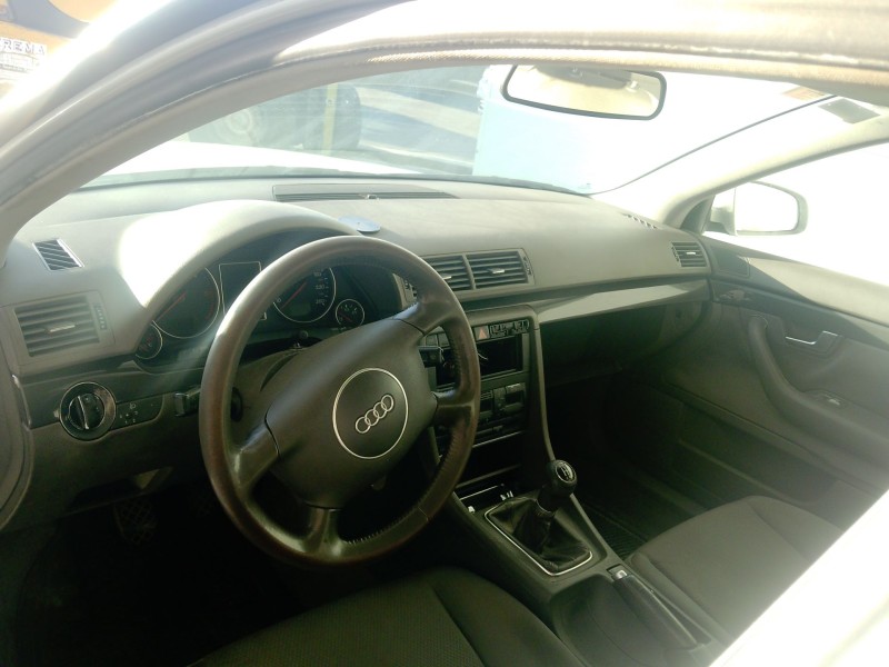 audi a4 b6 (8e2) del año 2001