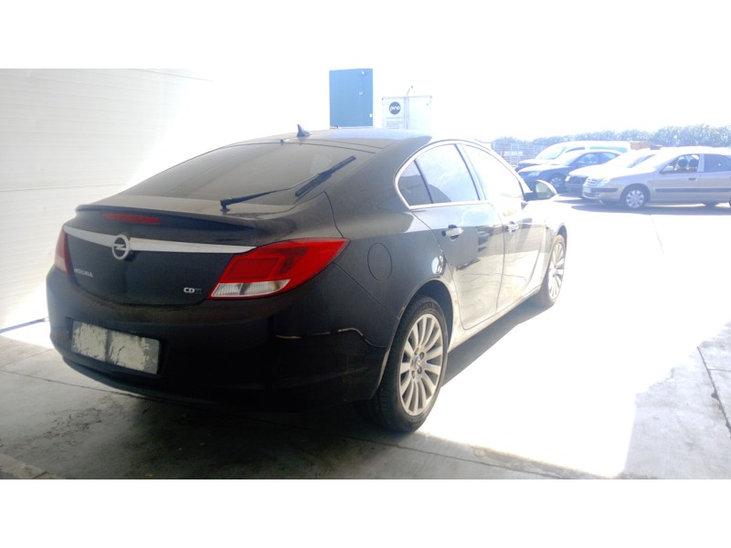 opel insignia a (g09) del año 2011