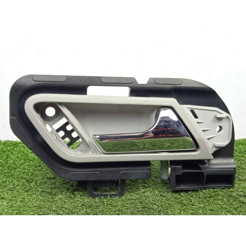 Recambio de maneta interior delantera derecha para mercedes-benz clase r (w251) 3.0 cdi cat referencia OEM IAM A2517600261 CROMA