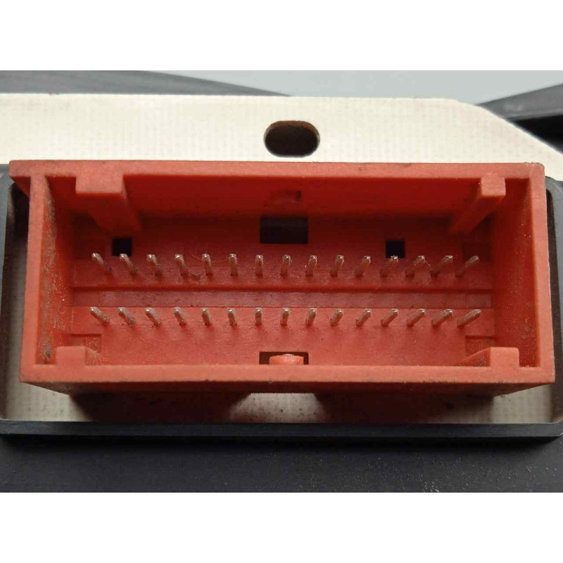 Recambio de cuadro instrumentos para renault master ii phase 2 caja cerrada 2.5 diesel referencia OEM IAM 8200199523-8200199523B