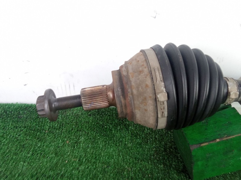 Recambio de transmision delantera derecha para volkswagen passat b6 (3c2) 2.0 tdi referencia OEM IAM 1K0407272QN LONGITUD: 83CM 