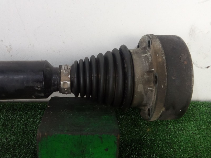 Recambio de transmision delantera derecha para volkswagen passat b6 (3c2) 2.0 tdi referencia OEM IAM 1K0407272QN LONGITUD: 83CM 