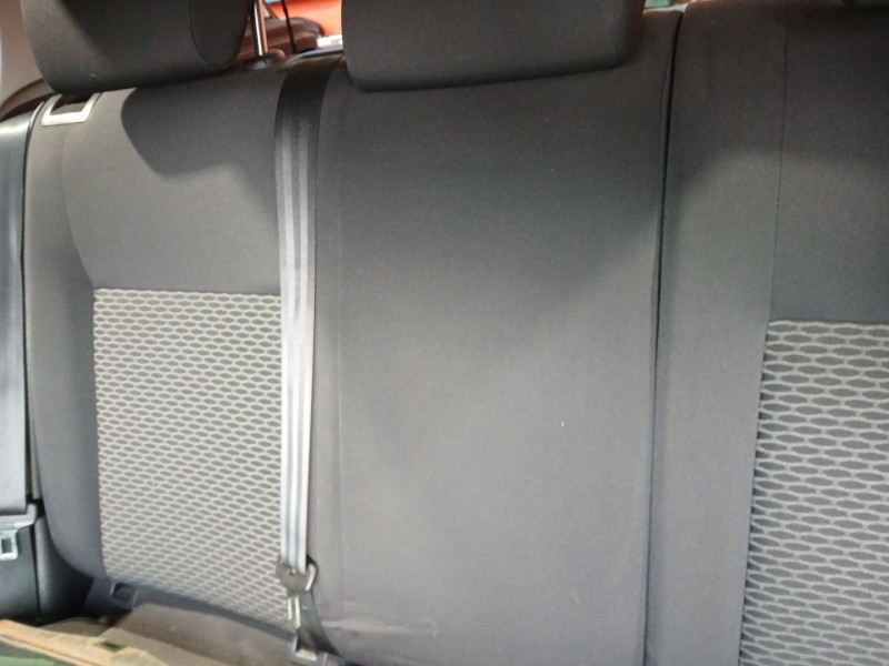 Recambio de cinturon seguridad trasero central para volkswagen golf vi (5k1) 1.6 tdi referencia OEM IAM   