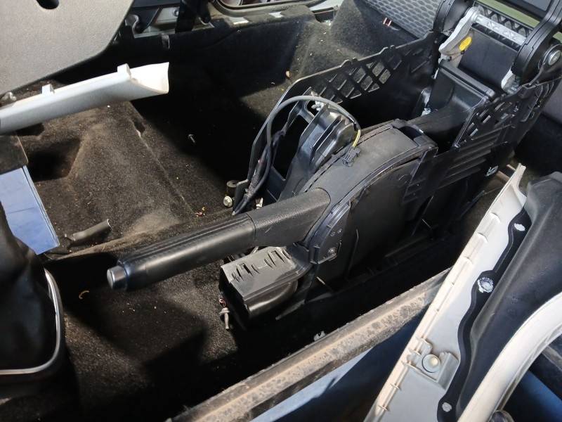 Recambio de palanca freno de mano para volkswagen golf vi (5k1) 1.6 tdi referencia OEM IAM   