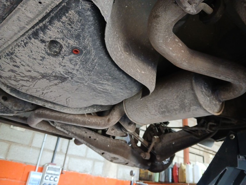Recambio de tubo escape trasero para volkswagen golf vi (5k1) 1.6 tdi referencia OEM IAM   