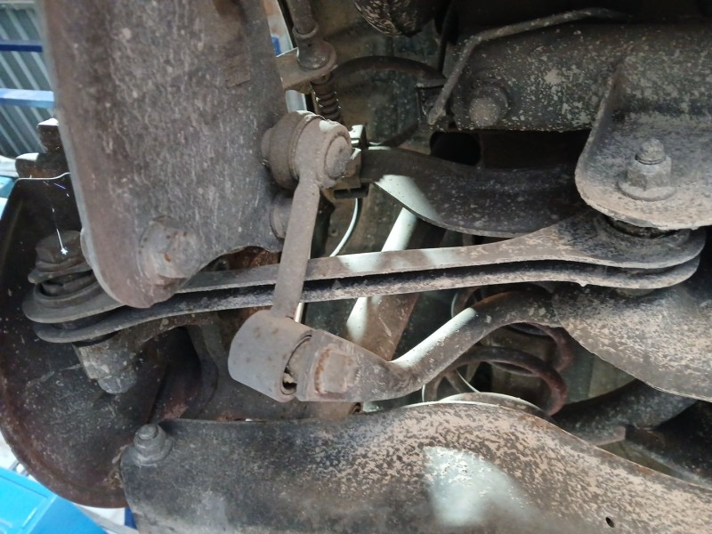 Recambio de brazo suspension inferior trasero derecho para volkswagen golf vi (5k1) 1.6 tdi referencia OEM IAM   