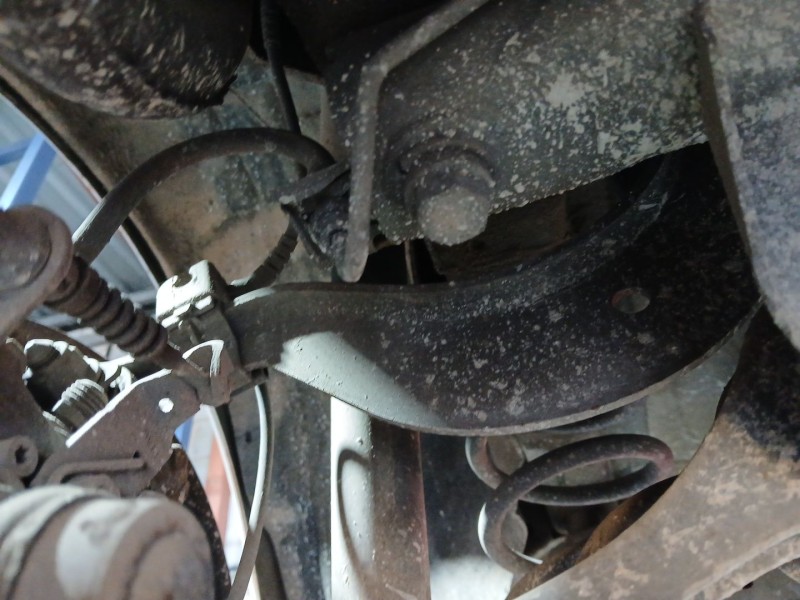Recambio de brazo suspension superior trasero derecho para volkswagen golf vi (5k1) 1.6 tdi referencia OEM IAM   
