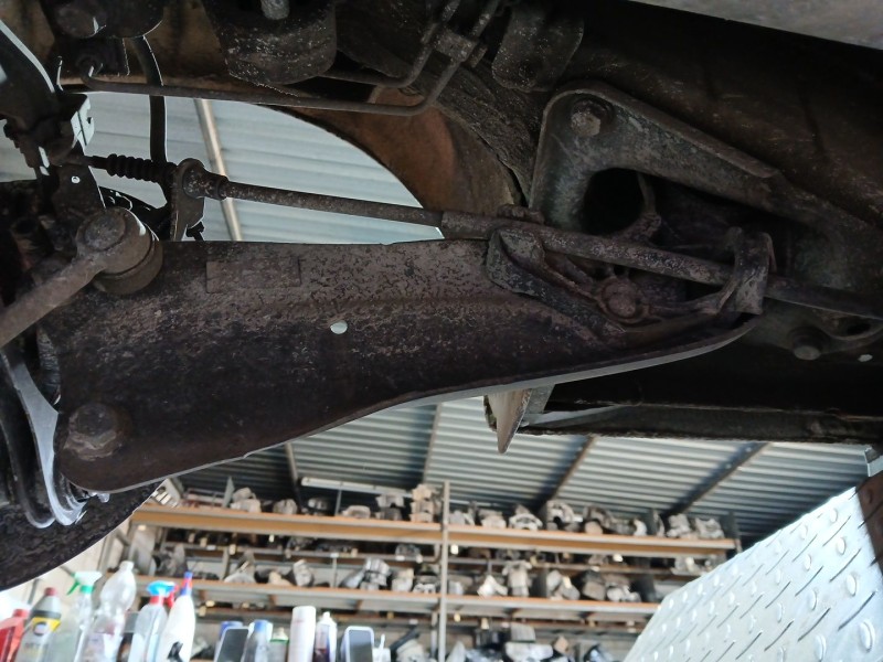 Recambio de brazo suspension inferior trasero izquierdo para volkswagen golf vi (5k1) 1.6 tdi referencia OEM IAM   