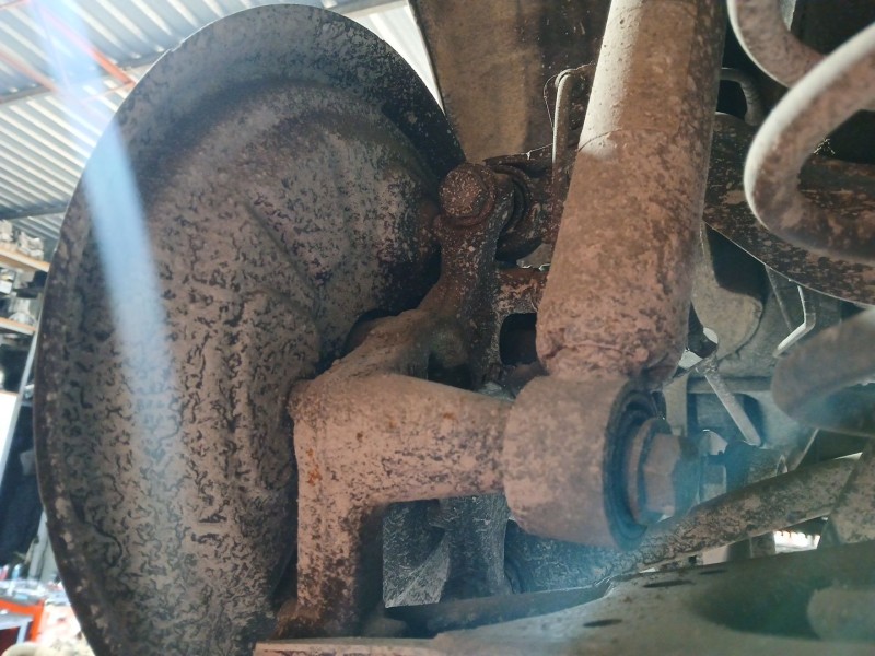 Recambio de mangueta trasera izquierda para volkswagen golf vi (5k1) 1.6 tdi referencia OEM IAM   