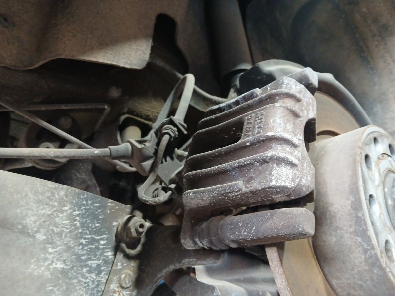 Recambio de pinza freno trasera izquierda para volkswagen golf vi (5k1) 1.6 tdi referencia OEM IAM   