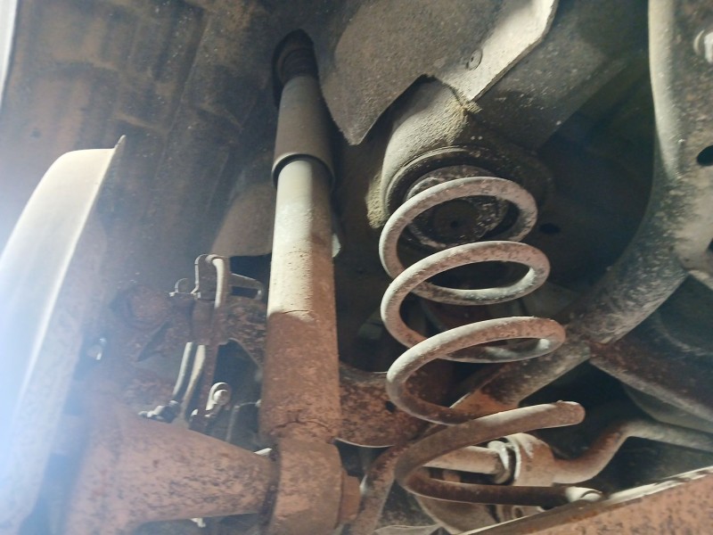 Recambio de amortiguador trasero izquierdo para volkswagen golf vi (5k1) 1.6 tdi referencia OEM IAM   