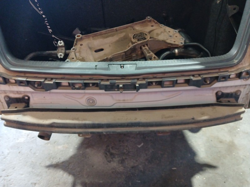 Recambio de refuerzo paragolpes trasero para volkswagen golf vi (5k1) 1.6 tdi referencia OEM IAM   