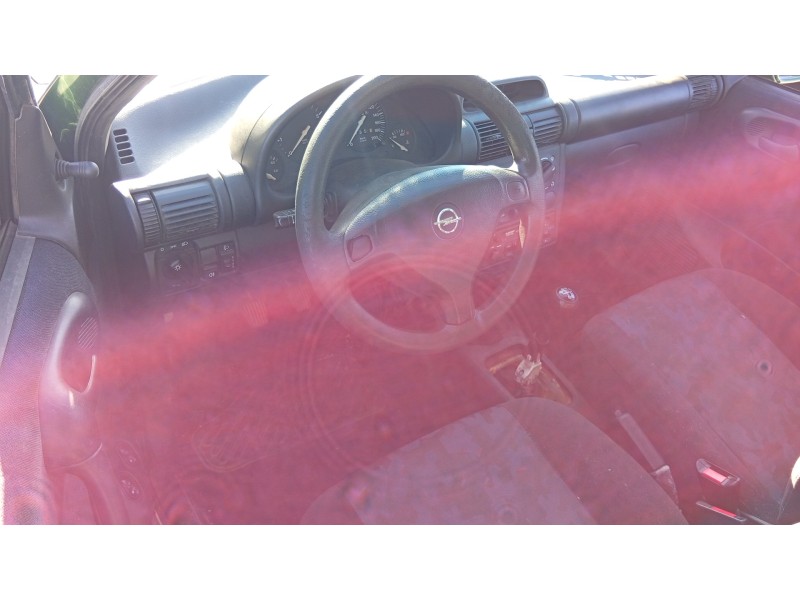 opel corsa b (s93) del año 1999
