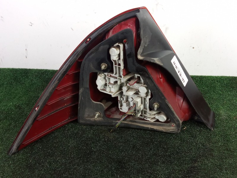 Recambio de piloto trasero derecho para ford mondeo iii (b5y) 2.0 tdci referencia OEM IAM 3S7113404A - 1S7113404A  