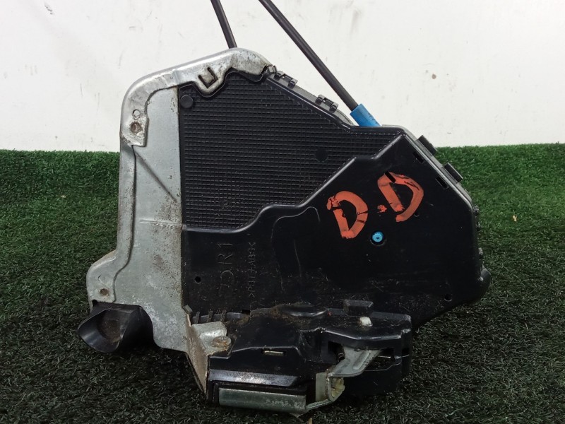Recambio de cerradura puerta delantera derecha para lexus is ii (_e2_) 220d (ale20) referencia OEM IAM R48B1614 10.PINES 