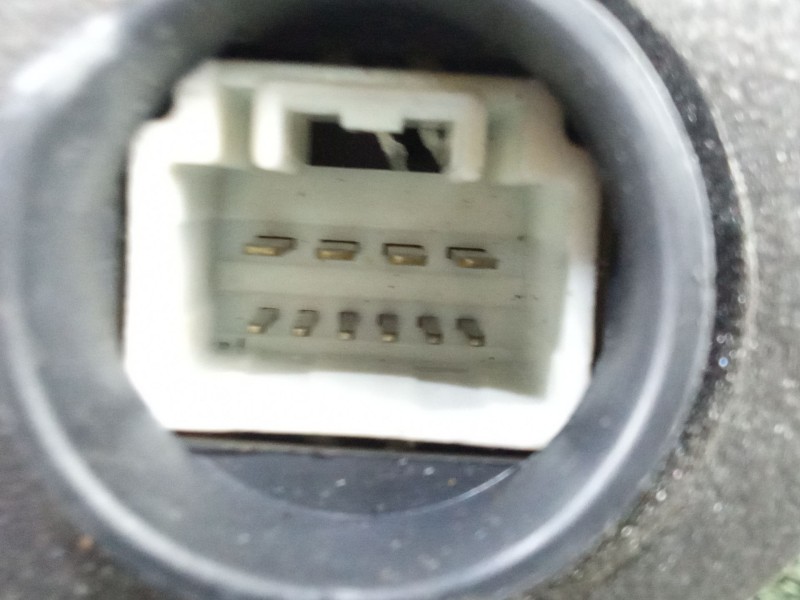 Recambio de cerradura puerta delantera derecha para lexus is ii (_e2_) 220d (ale20) referencia OEM IAM R48B1614 10.PINES 
