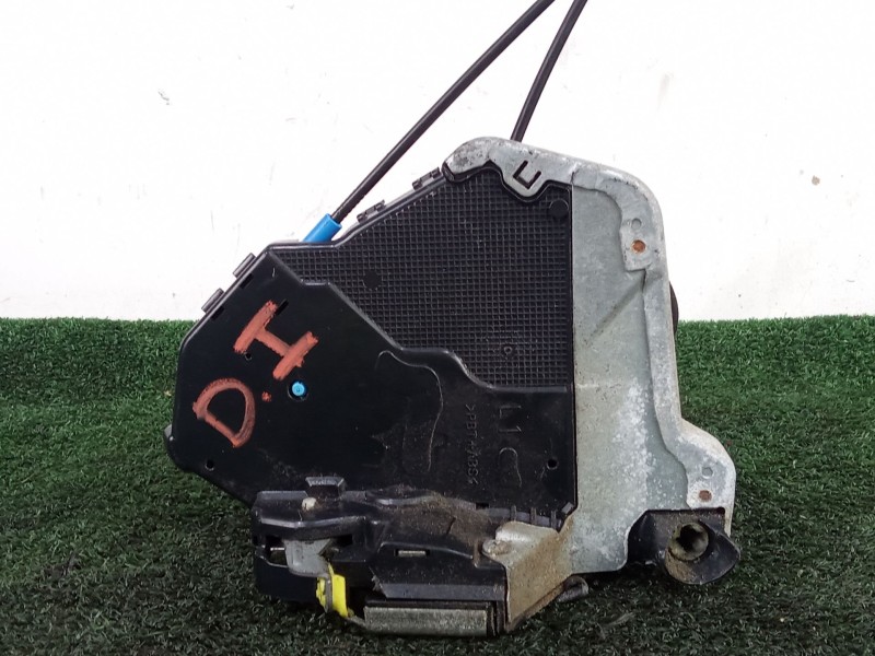 Recambio de cerradura puerta delantera izquierda para lexus is ii (_e2_) 220d (ale20) referencia OEM IAM Q68B1610 10.PINES 