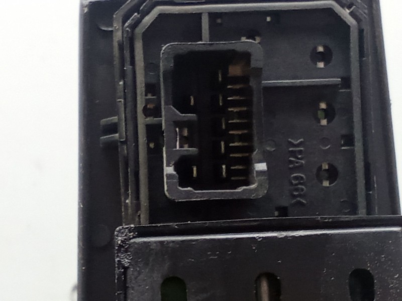 Recambio de mando elevalunas delantero izquierdo para hyundai matrix (fc) 1.5 crdi referencia OEM IAM 9357017100YN 4.BOTONES 