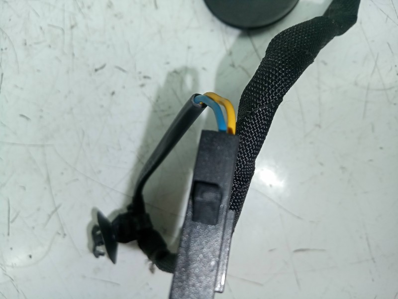 Recambio de enganche cinturon trasero derecho para seat leon (5f1) 1.6 tdi referencia OEM IAM 5F0857756YLZ  