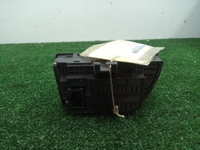 Recambio de mando climatizador para citroën c4 berlina referencia OEM IAM 965238967700HW-A83007100  A83007100