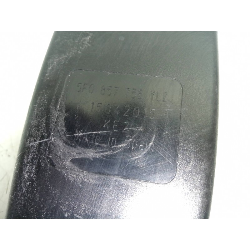 Recambio de enganche cinturon trasero derecho para seat leon (5f1) 1.6 tdi referencia OEM IAM 5F0857756YLZ  