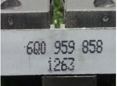Recambio de mando elevalunas delantero izquierdo para seat ibiza iii (6l1) 1.9 sdi referencia OEM IAM 6Q0959858 2.BOTONES  2