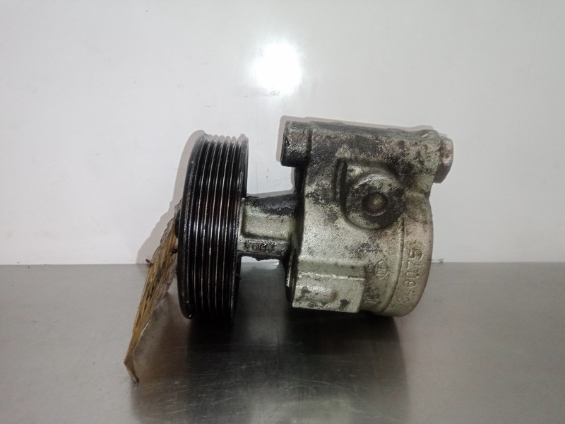 Recambio de bomba direccion para renault trafic (desde 5.89) 1.9 diesel referencia OEM IAM 26025249-7700814452-7700819308C  