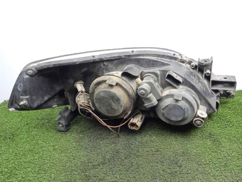 Recambio de faro izquierdo para nissan primera berlina (p12) 1.9 16v turbodiesel cat referencia OEM IAM 26060AU800  