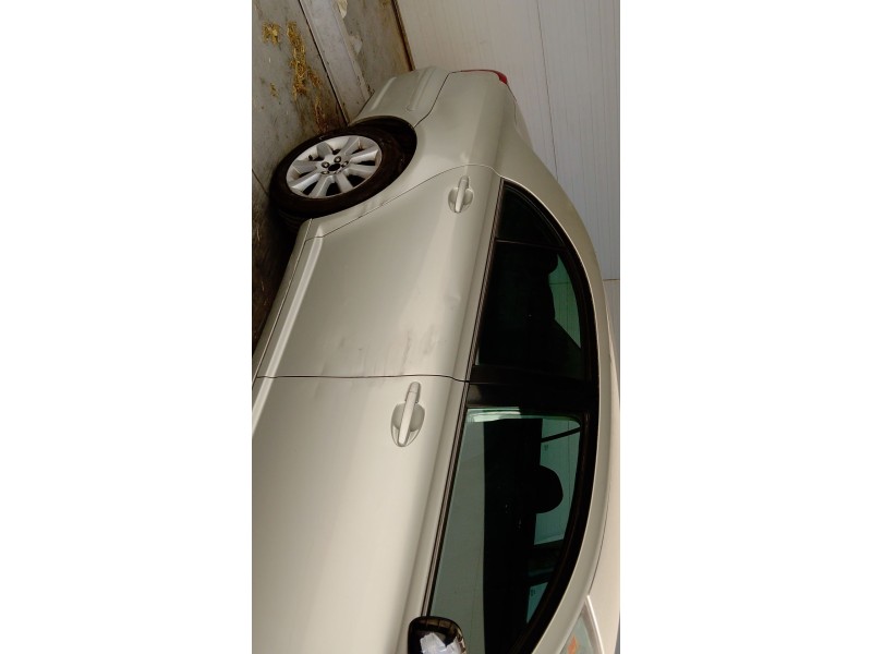 Recambio de puerta trasera derecha para toyota avensis sedán (_t25_) 2.0 d-4d (cdt250_) referencia OEM IAM   