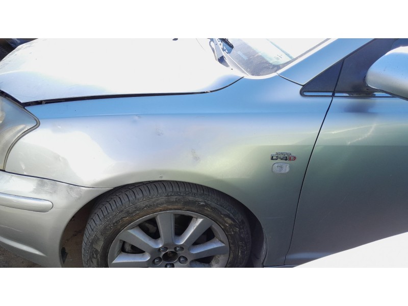 Recambio de aleta delantera izquierda para toyota avensis sedán (_t25_) 2.0 d-4d (cdt250_) referencia OEM IAM   