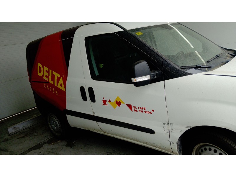Recambio de puerta delantera derecha para opel combo furgón/monospace (x12) 1.6 cdti (b05) referencia OEM IAM   