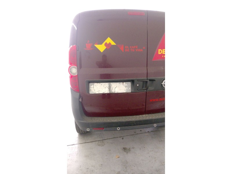 Recambio de porton trasero izquierdo para opel combo furgón/monospace (x12) 1.6 cdti (b05) referencia OEM IAM   