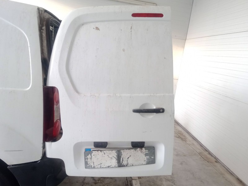 Recambio de porton trasero izquierdo para peugeot partner furgón/monospace 1.6 hdi referencia OEM IAM   