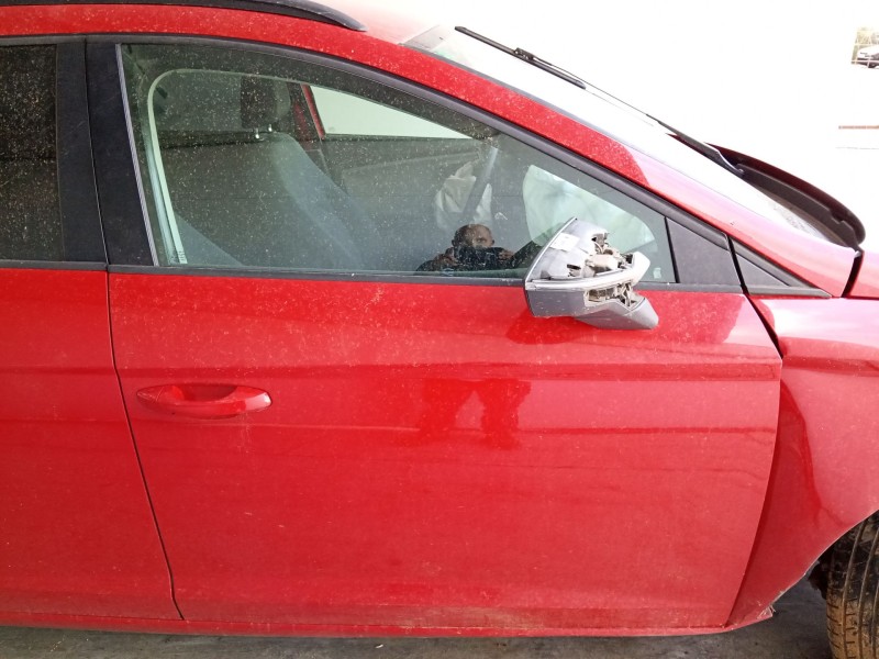Recambio de puerta delantera derecha para seat leon st (5f8) 1.6 tdi referencia OEM IAM   