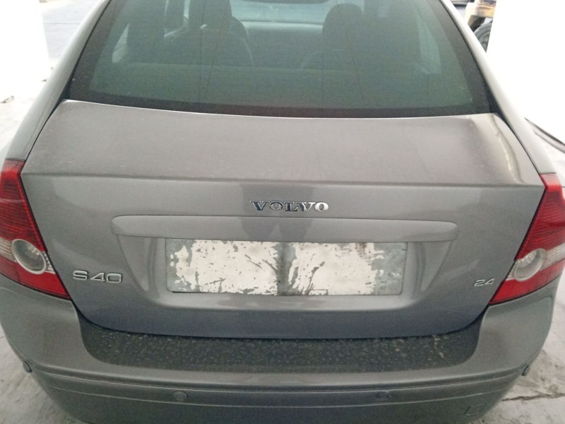 Recambio de tapa maletero para volvo s40 ii (544) 2.4 referencia OEM IAM   