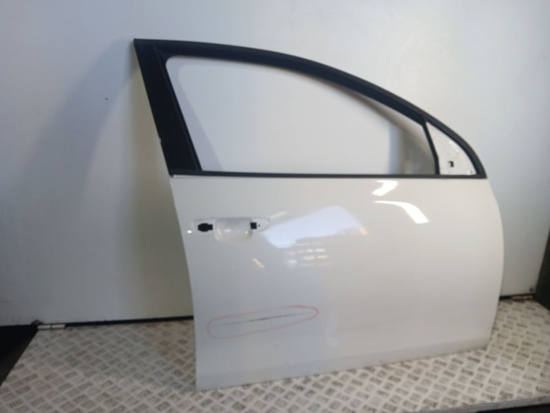 Recambio de puerta delantera derecha para volkswagen golf vi (5k1) 1.6 tdi referencia OEM IAM   