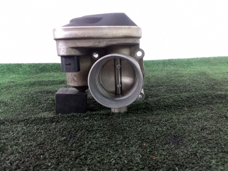 Recambio de caja mariposa para seat leon (1m1) 1.6 16 v referencia OEM IAM 703703770 - 19T060  