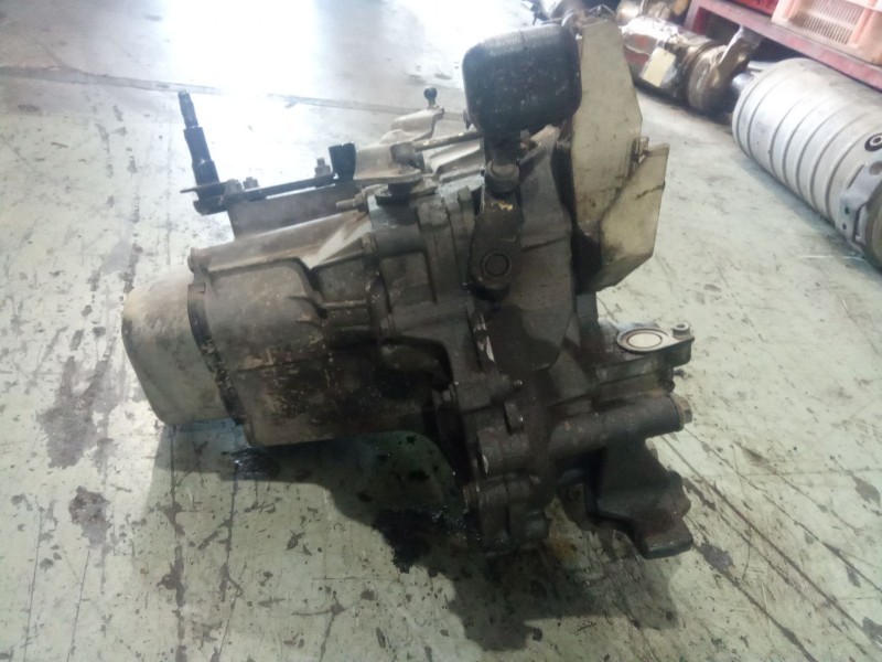 Recambio de caja cambios para peugeot 307 (3a/c) 1.6 16v referencia OEM IAM 20CN20 5.VELOCIDADES MANUAL