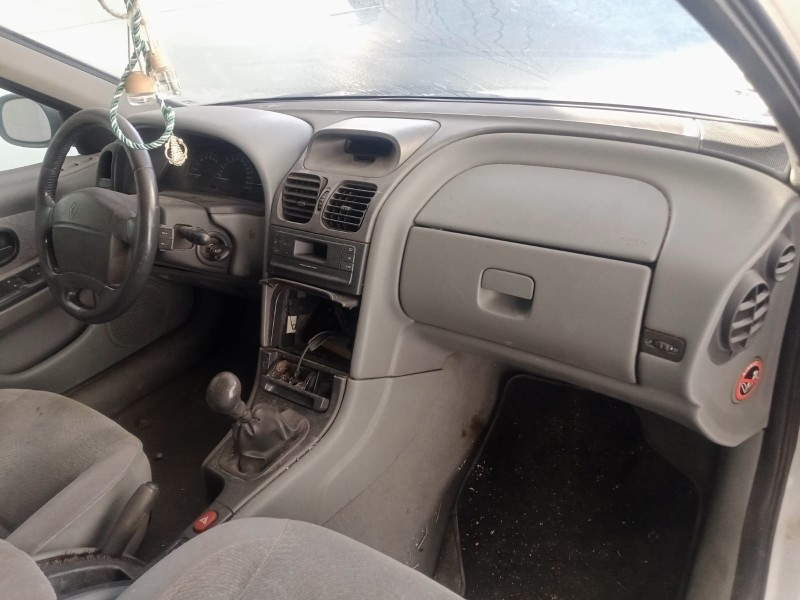 renault laguna i (b56_, 556_) del año 1999