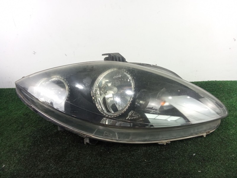 Recambio de faro derecho para seat altea (5p1) 1.9 tdi referencia OEM IAM 5P1941030C FONDO.CROMADO H1+H7