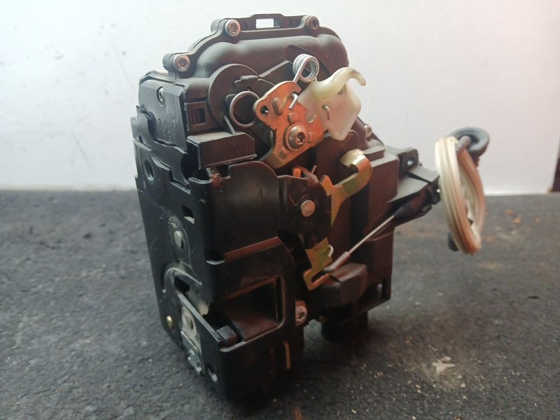 Recambio de cerradura puerta delantera izquierda para seat leon (1m1) 1.6 16 v referencia OEM IAM   