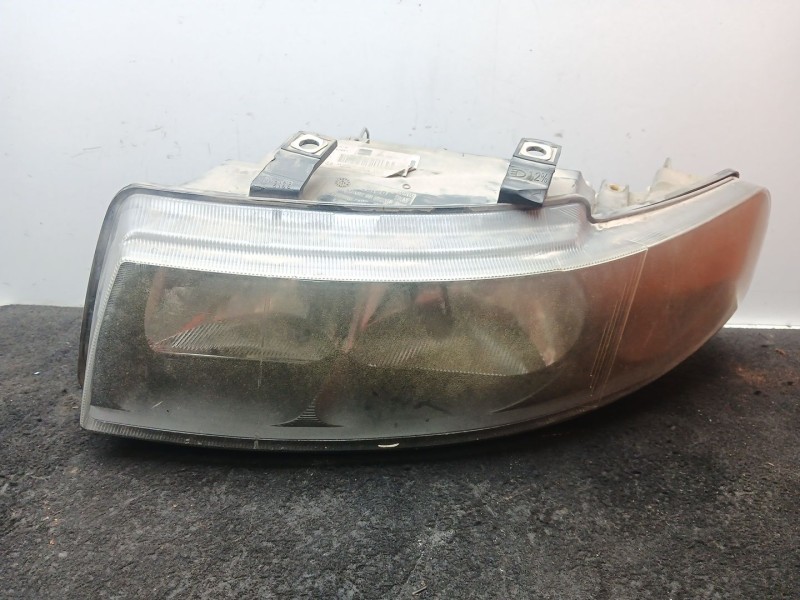 Recambio de faro izquierdo para seat leon (1m1) 1.6 16 v referencia OEM IAM 1M1941001D - 67742691  