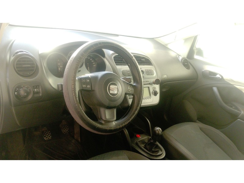 seat toledo iii (5p2) del año 2006
