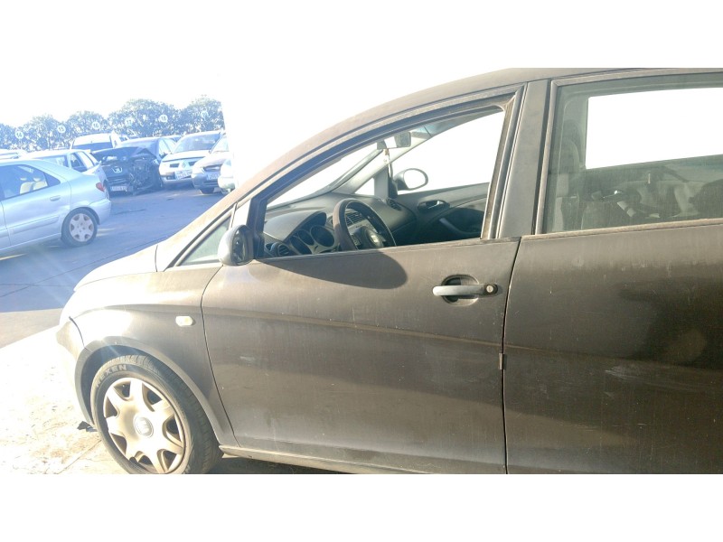 Recambio de puerta delantera izquierda para seat toledo iii (5p2) 1.9 tdi referencia OEM IAM   